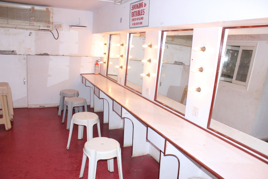 Auditorium Green Room : Photography By Venkatesh A.G.