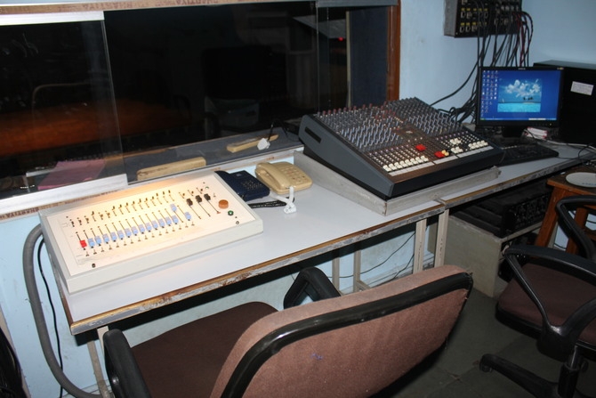 Auditorium Control Room : Photography By Venkatesh A.G.